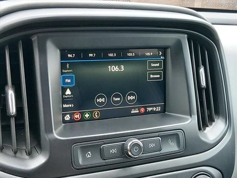 Used 2019 Chevrolet Colorado W/T w/ Custom Special Edition AWD/4WD image 16
