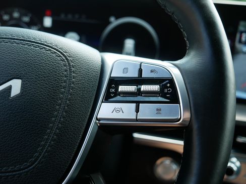Certified 2025 Kia Telluride SX Prestige X-Line AWD/4WD image 29