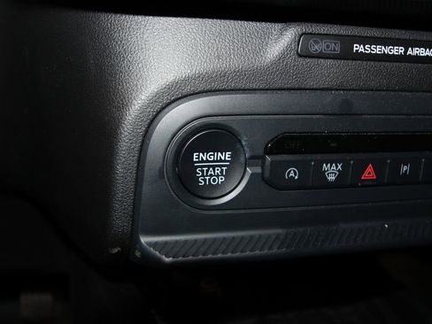 Used 2025 Ford Bronco Sport Badlands image 13