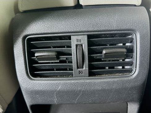 Used 2022 Nissan Rogue SL w/ SL Premium Package image 26