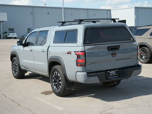 Used 2023 Nissan Frontier 4x4 Crew Cab image 7