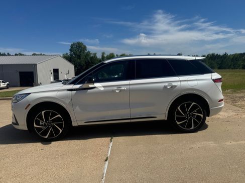 New 2024 Lincoln Corsair Grand Touring image 26