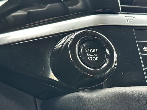 New 2026 Nissan Pathfinder SL image 23