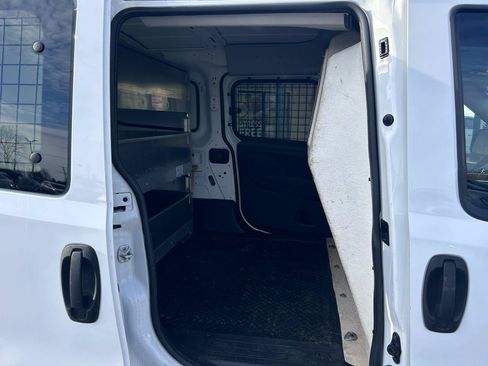 Used 2019 RAM ProMaster City Tradesman SLT FWD image 10