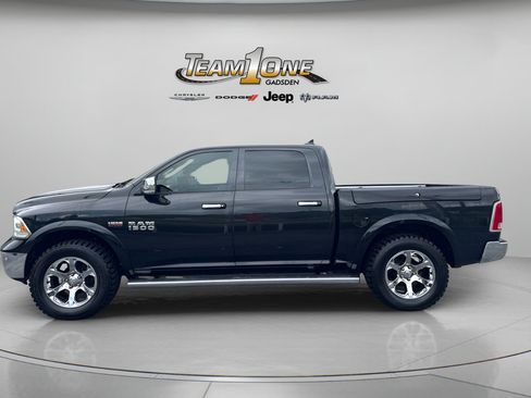 Used 2017 RAM 1500 Laramie w/ Convenience Group AWD/4WD image 5