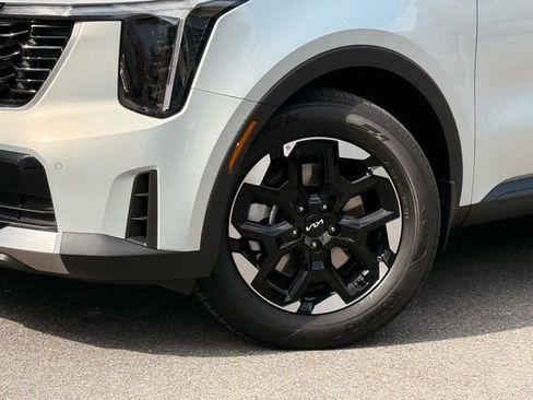 New 2026 Kia Sorento S image 22