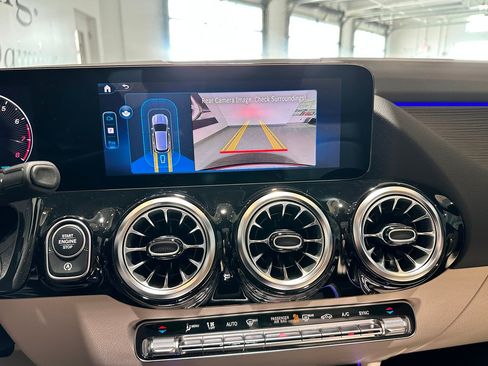 New 2026 Mercedes-Benz GLA 250 4MATIC image 11