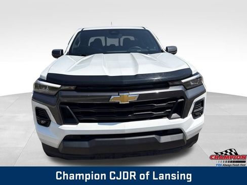 Used 2023 Chevrolet Colorado LT w/ LT Convenience Package III AWD/4WD image 10