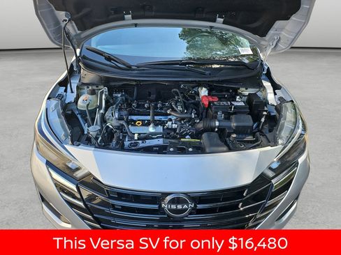 Used 2025 Nissan Versa SV FWD image 38