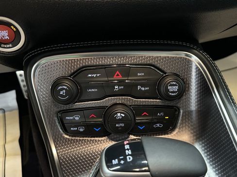 Used 2016 Dodge Challenger SRT Hellcat RWD image 30