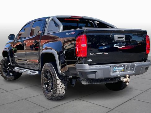 Used 2018 Chevrolet Colorado ZR2 w/ ZR2 Midnight Special Edition image 12