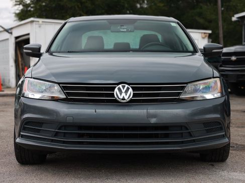 Used 2016 Volkswagen Jetta SE FWD image 16