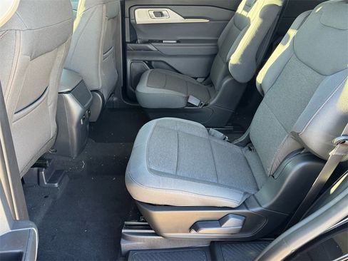 New 2026 Ford Explorer Active image 10