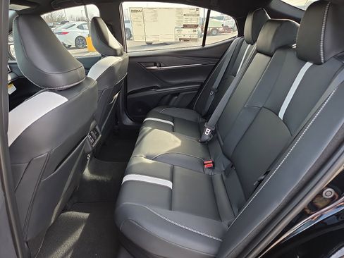 New 2026 Toyota Camry SE image 7