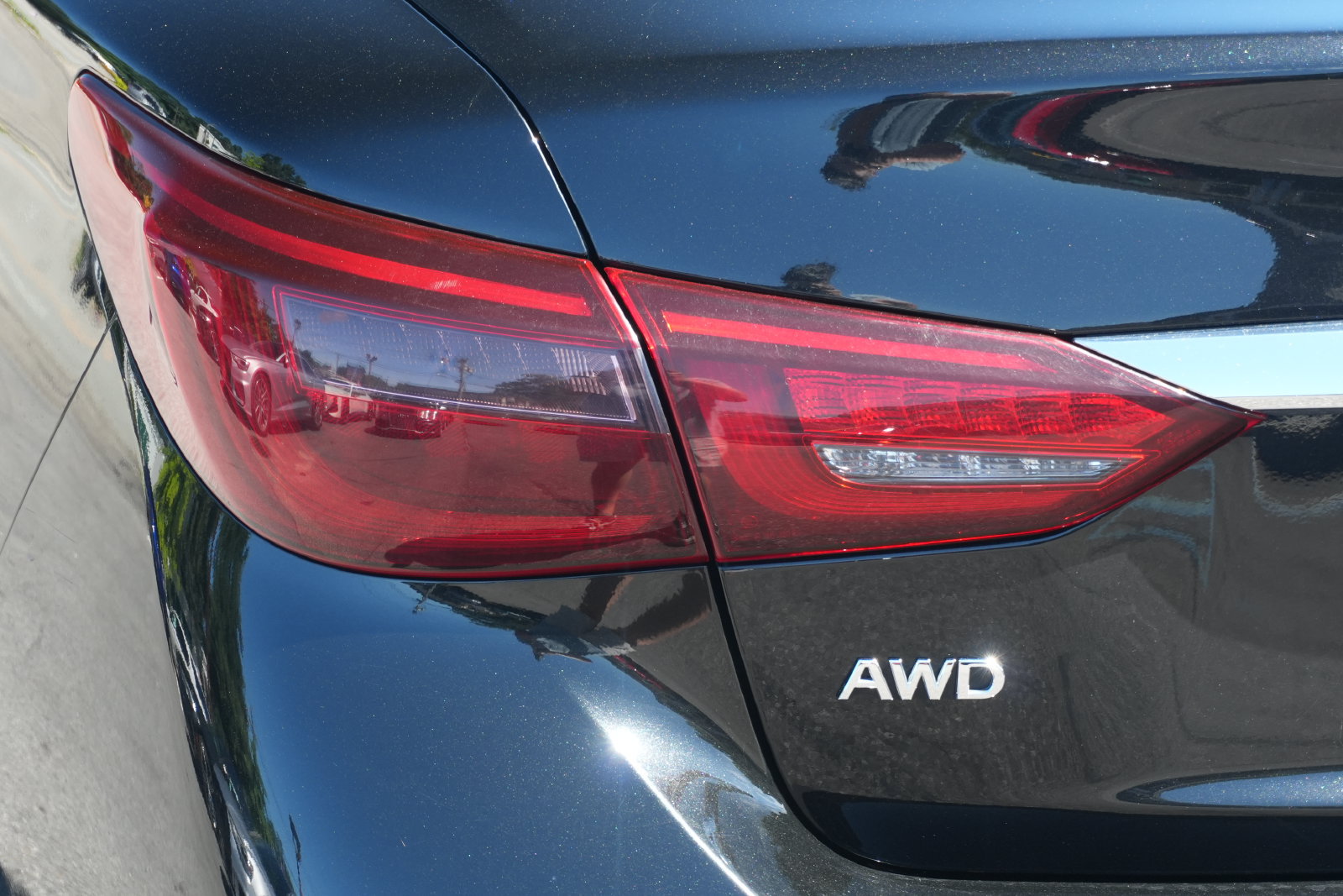 Used 2021 INFINITI Q50 Luxe w/ All Weather Package AWD/4WD image 10
