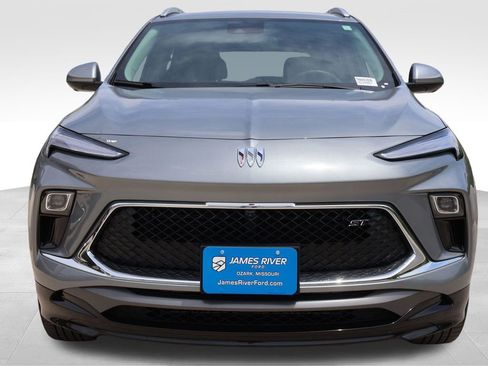 Used 2026 Buick Encore GX Sport Touring w/ Advanced Technology Package AWD/4WD image 8