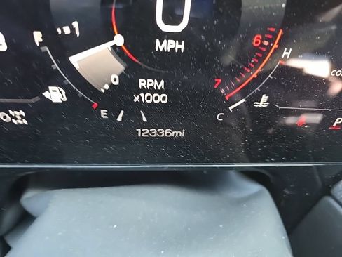 Used 2026 GMC Yukon XL Denali w/ Denali Reserve Package AWD/4WD image 29