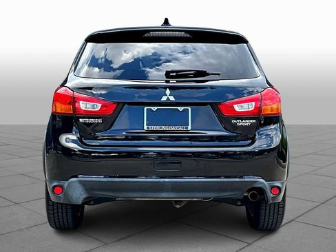 Used 2017 Mitsubishi Outlander Sport ES image 4