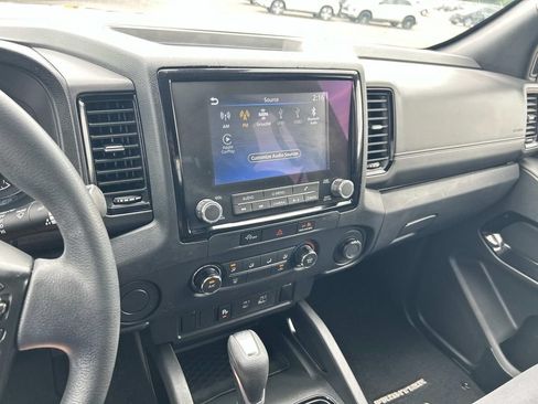 Used 2023 Nissan Frontier SV w/ Midnight Edition Package RWD image 28