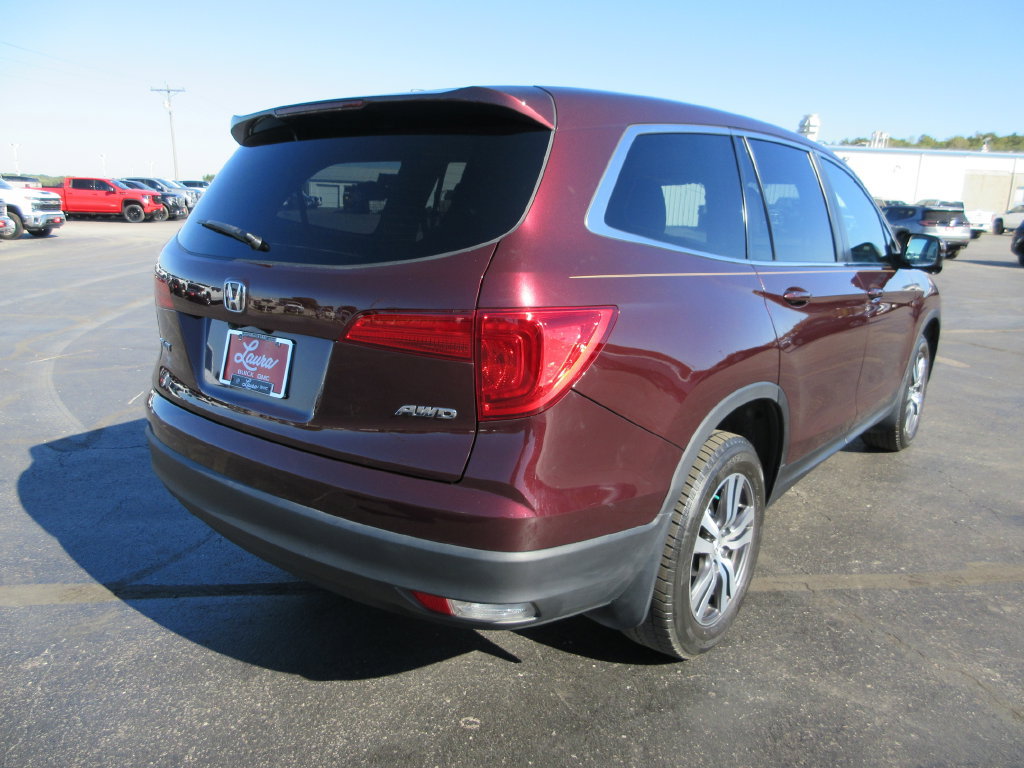 Used 2017 Honda Pilot EX image 6
