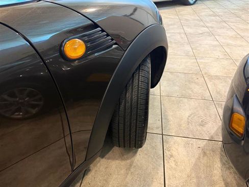 Used 2010 MINI Cooper Clubman Hardtop image 49