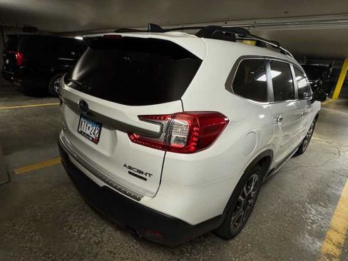 Used 2023 Subaru Ascent Touring AWD/4WD image 3