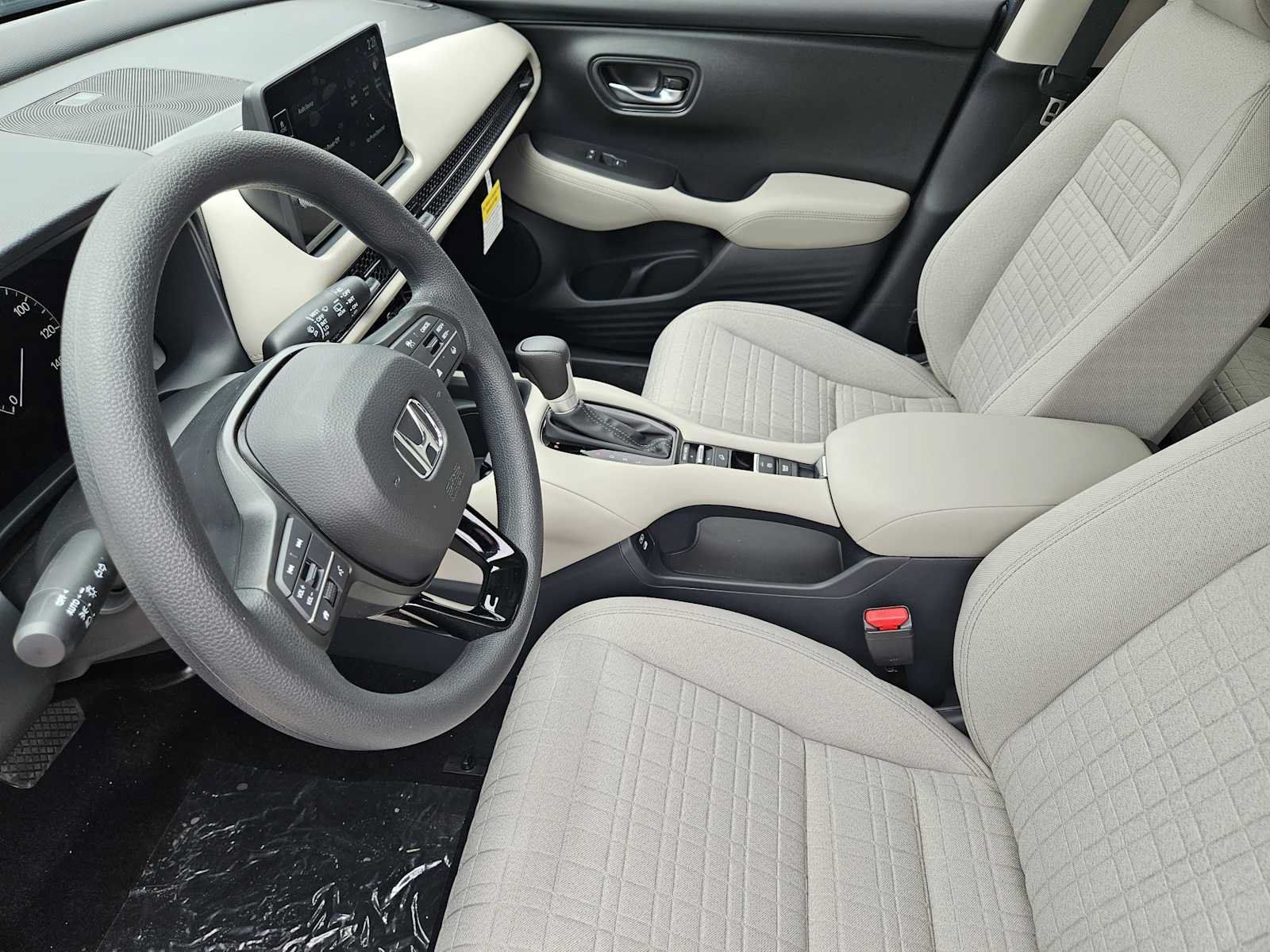 Used 2026 Honda HR-V LX image 12