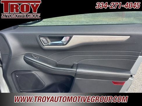 Used 2022 Ford Escape SEL FWD image 25