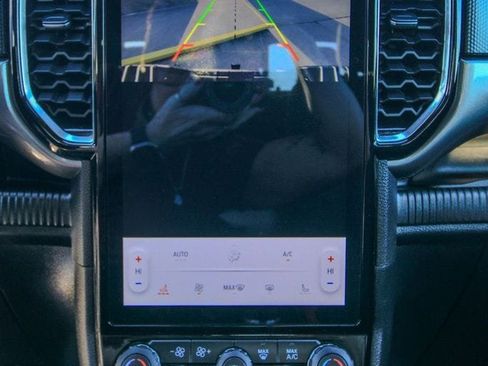 Used 2025 Ford Ranger XLT w/ Equipment Group 301A High AWD/4WD image 25