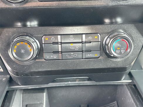 Used 2019 Ford F150 XL w/ Equipment Group 101A Mid AWD/4WD image 15