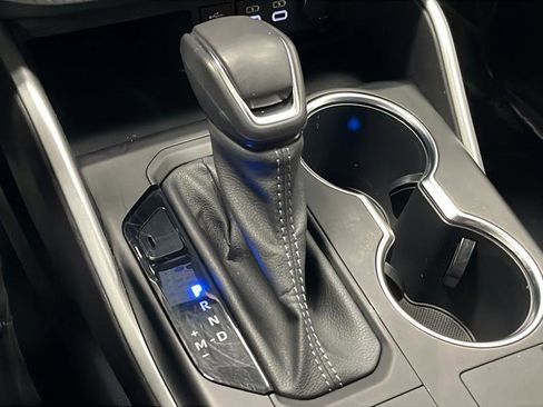 Used 2023 Toyota Highlander LE image 18