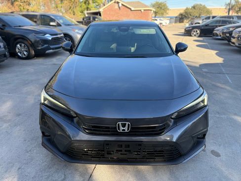 Used 2022 Honda Civic Touring image 1