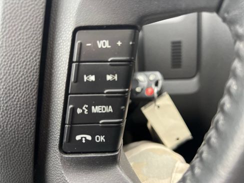 Used 2011 Ford Escape XLT w/ 202A Rapid Spec Order Code image 17