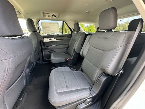 New 2026 Ford Explorer Active image 14