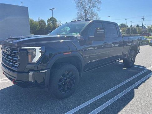 Used 2024 GMC Sierra 2500 AT4 w/ AT4 Premium Plus Package AWD/4WD image 5