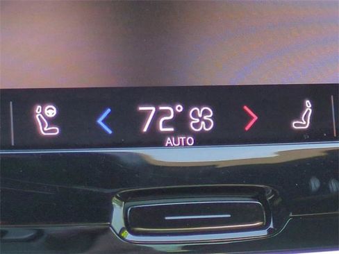 Used 2024 Volvo S60 B5 Plus w/ Climate Package image 20