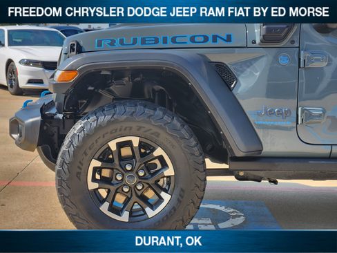 Used 2024 Jeep Wrangler Unlimited Rubicon 4xe AWD/4WD image 6