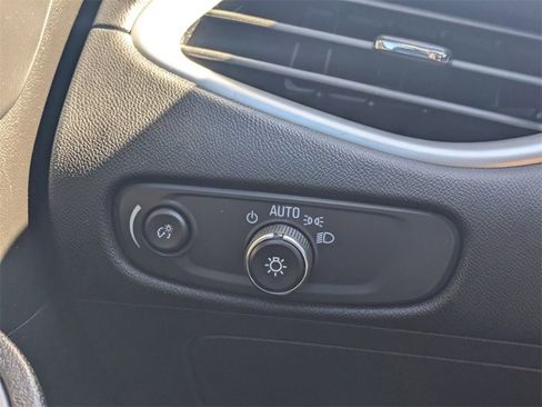 Used 2024 Chevrolet Malibu LT image 28