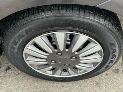 Used 2010 Toyota Corolla LE image 31