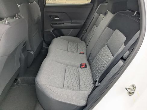 New 2026 Nissan Kicks SV w/ SV Premium Package FWD image 25