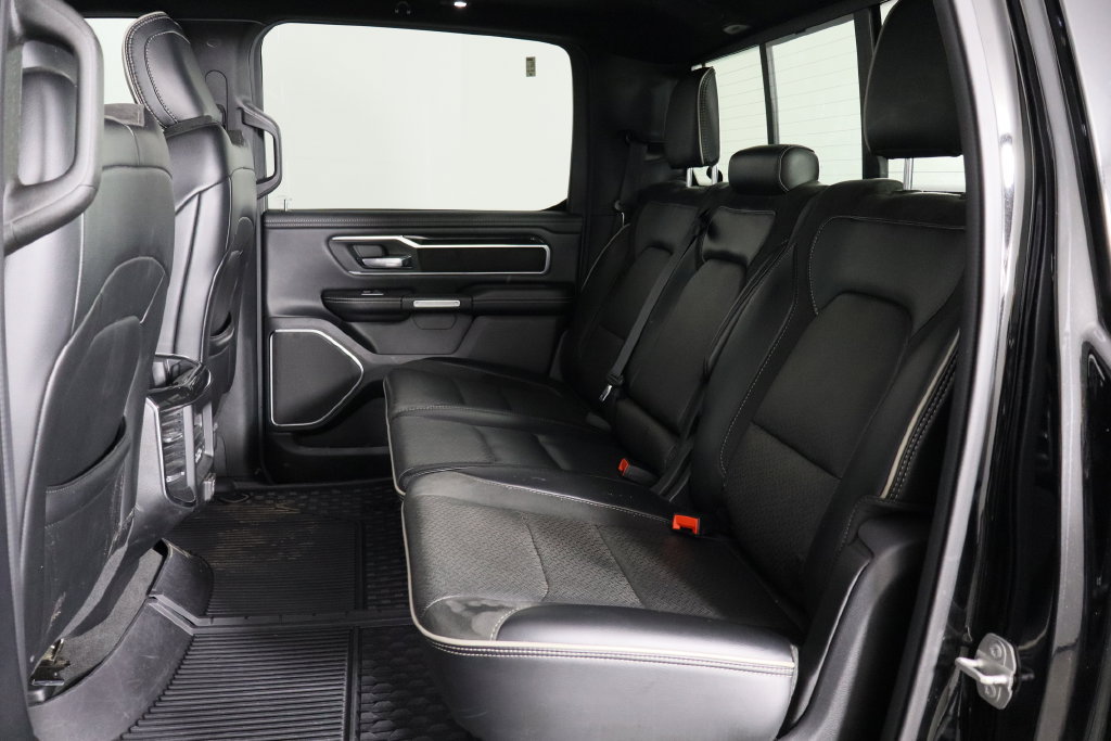 Used 2019 RAM 1500 Laramie AWD/4WD image 11