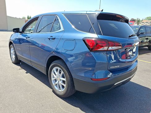 Used 2024 Chevrolet Equinox LT AWD/4WD image 3
