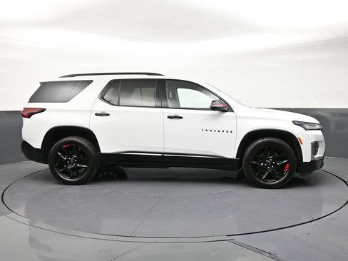 Used 2023 Chevrolet Traverse Premier w/ Redline Edition AWD/4WD image 6