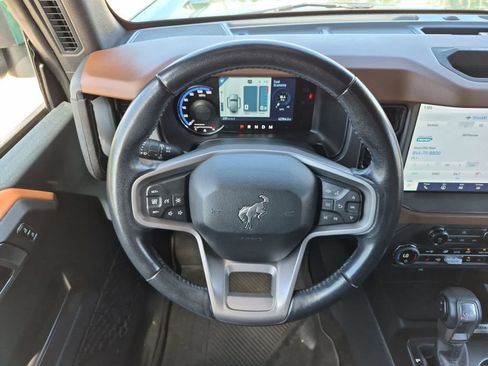 Used 2024 Ford Bronco Outer Banks AWD/4WD image 22