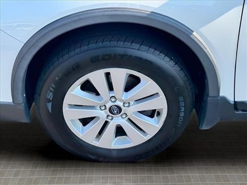 Used 2019 Subaru Outback 2.5i Premium w/ Protection Package #1 AWD/4WD image 15