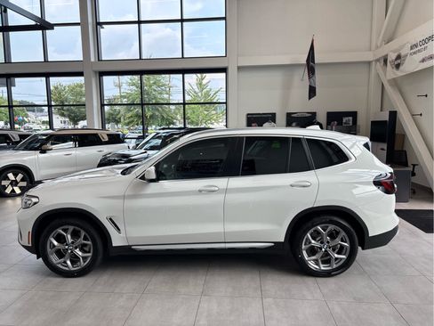 Used 2023 BMW X3 xDrive30i w/ Convenience Package AWD/4WD image 8