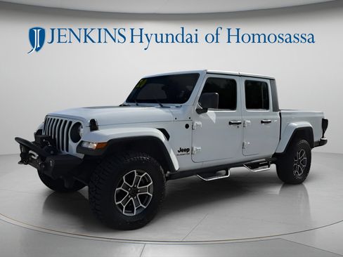 Used 2020 Jeep Gladiator Sport AWD/4WD image 10