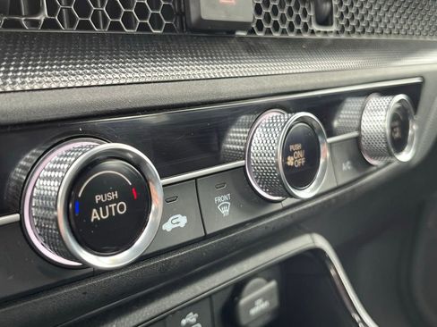 Used 2023 Honda CR-V LX image 14