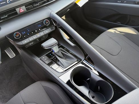 New 2026 Hyundai Elantra SEL Sport Premium w/ Cargo Package FWD image 22