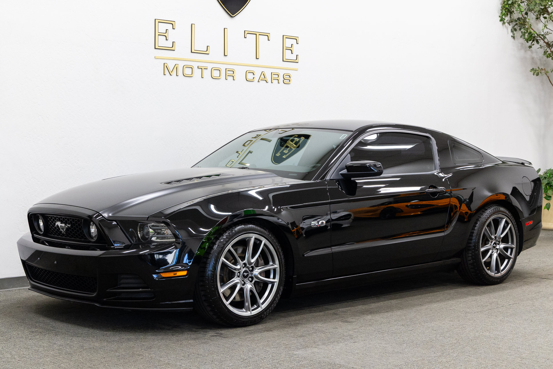 Used 2014 Ford Mustang GT Premium w/ Brembo Brake Package RWD image 1